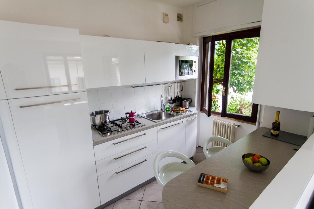 Apartment The Palm With Garden Sala Comacina Dış mekan fotoğraf